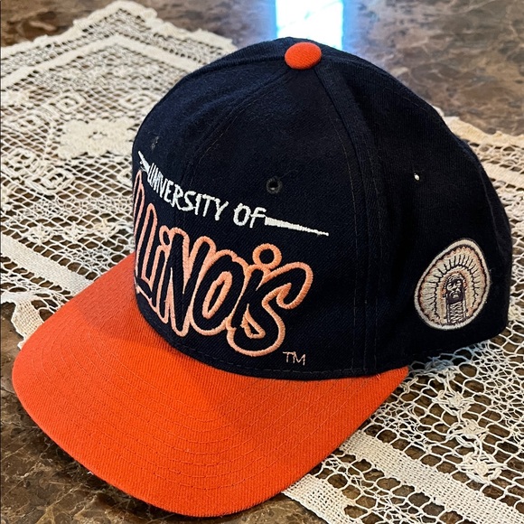 VTG Starter University of Illinois Embroidered Logo Chief Wool SnapBack Cap Hat